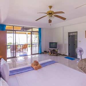 Villa à 4 Chambres à Coucher